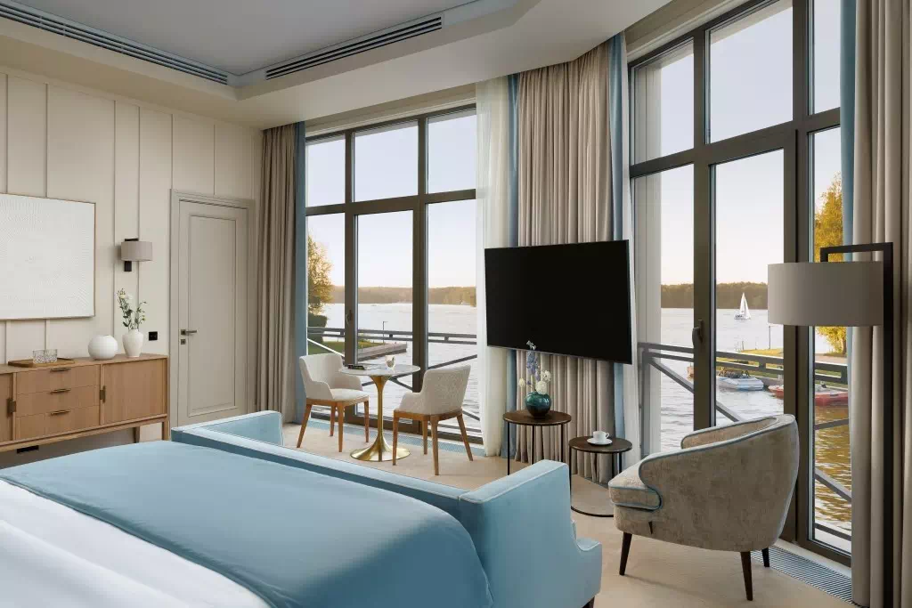 Yacht Room с видом на двор